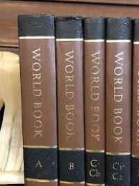 The World Book Encyclopedia 7 (Ref)  F